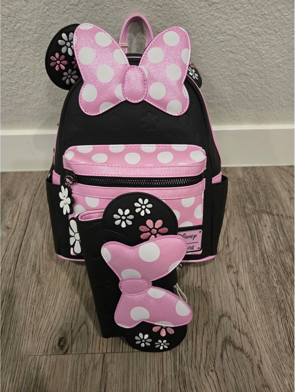 Minnie Mouse Backpack with Matching Wallet
